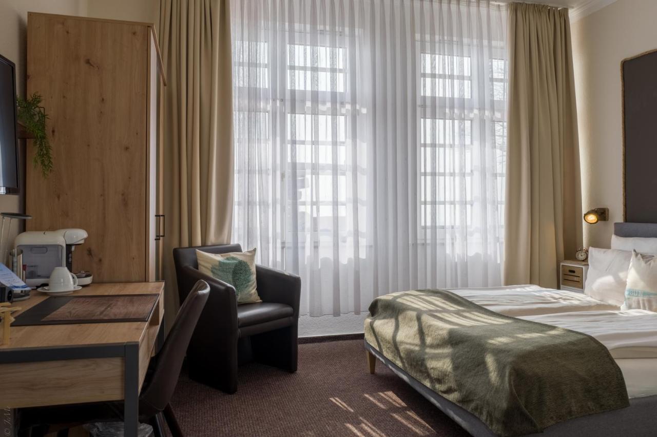 Akzent Strandhotels Seestern, Delphin & Lachs Вилхелмсхафен Екстериор снимка